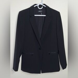 DKNY Women's Casual Collarless Single-Button Blazer, Zip front pockets Size 8